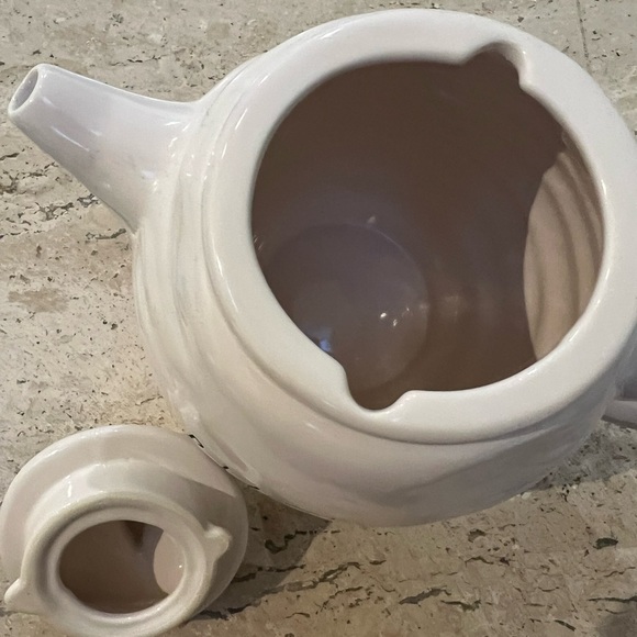 Rae Dunn Honey Bee “Buzz” Tea Pot Artisan Collection - Picture 5 of 6